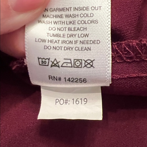 FIGS Catarina One Pocket Burgundy Scrub Top, Medium - Picture 9 of 9